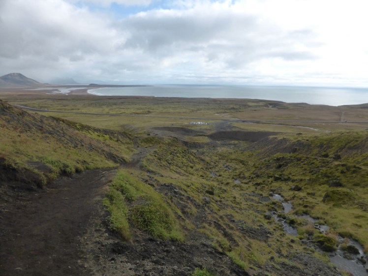 Rauðfeldsgjá - the view down from the entrance