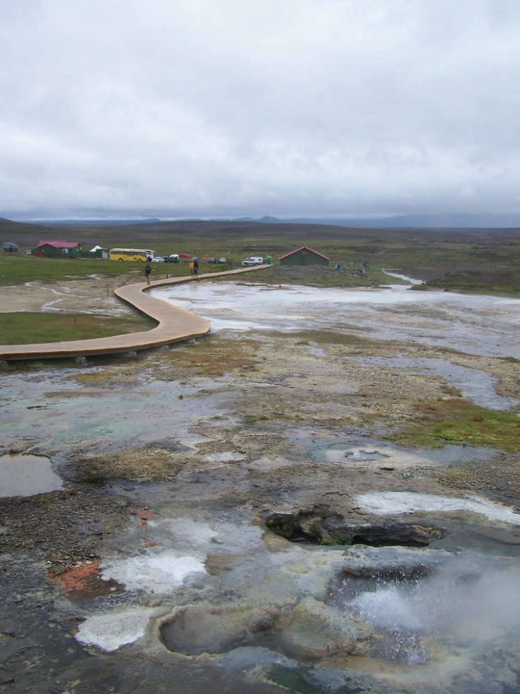 The hot spring area at Hveravellir