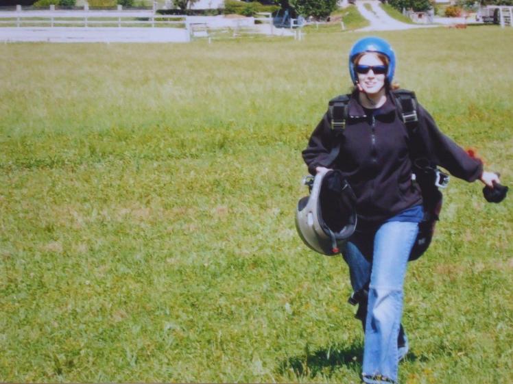 Paragliding - taking the parachute home