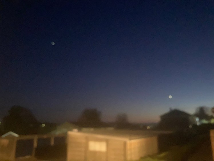 Blurry Jupiter & Venus