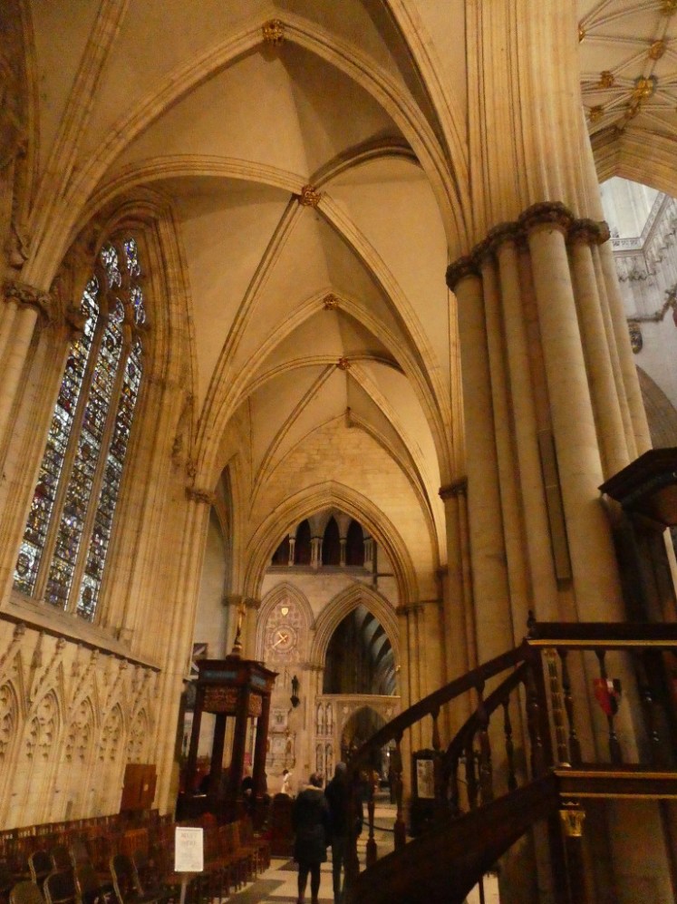 North west aisle of York Minster showing how the arches don't align