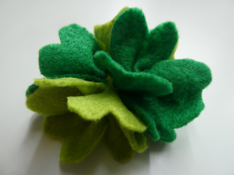 Felt shamrock cluster