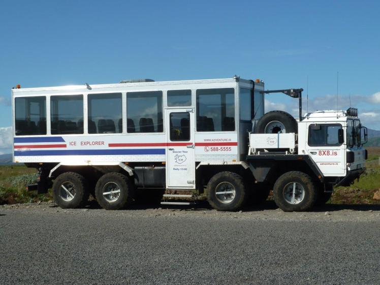 Glacier-going monster machine