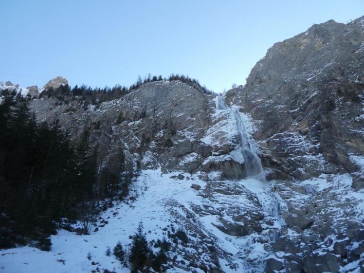 Our Chalet Challenge: Physical - walk to Engstligen Falls