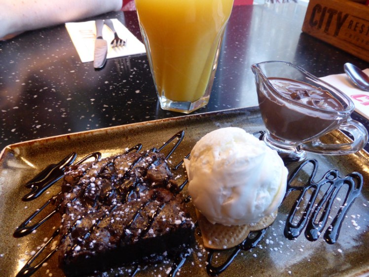 Chocolate brownie at City Restaurant