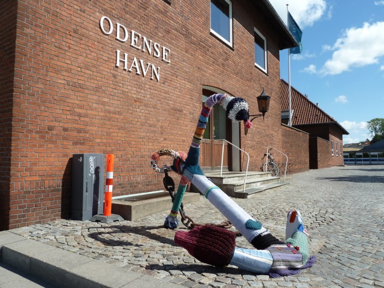 Yarnbombed anchor at Odense harbour