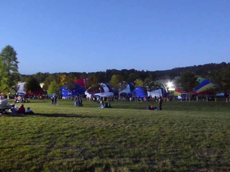 Night glow - inflation begins