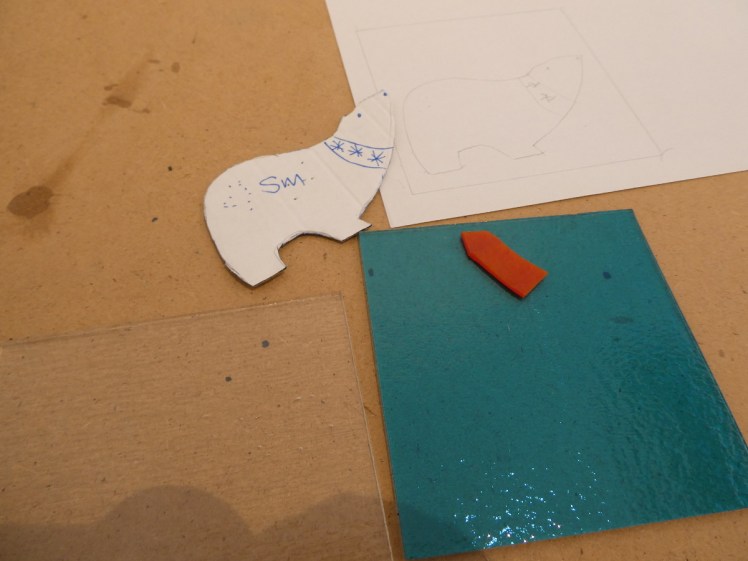 Polar bear template and glass pieces