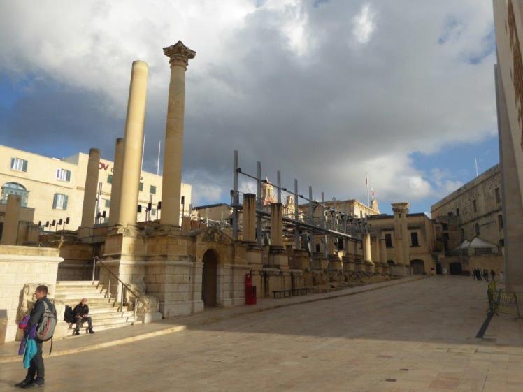 Pjazza Teatru Rjal Valletta