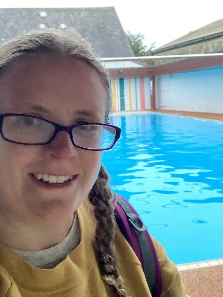 Swimming pool selfie