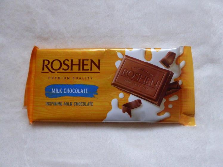 Roshen milk chocolate packaging