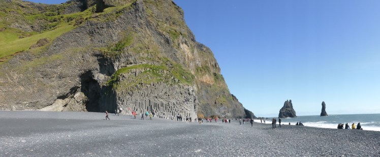 Troll rocks visible from Reynisfjara