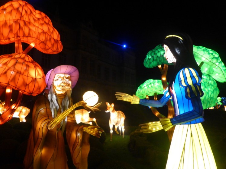 Snow White lantern at Longleat's Festival of Lights