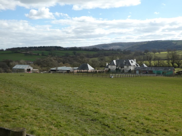 Big house on the side of Piddles Wood