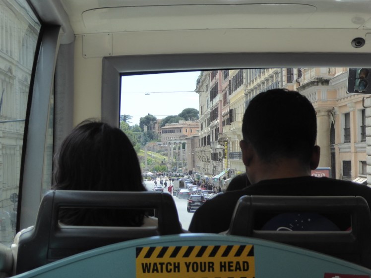 Rome hop-on-hop-off tourist buses